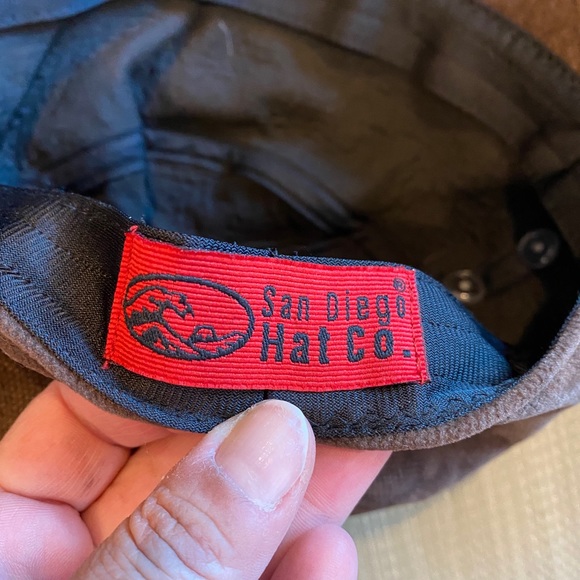 Like New!  Courdorouy/Tweed Cadet Cap - Picture 6 of 7